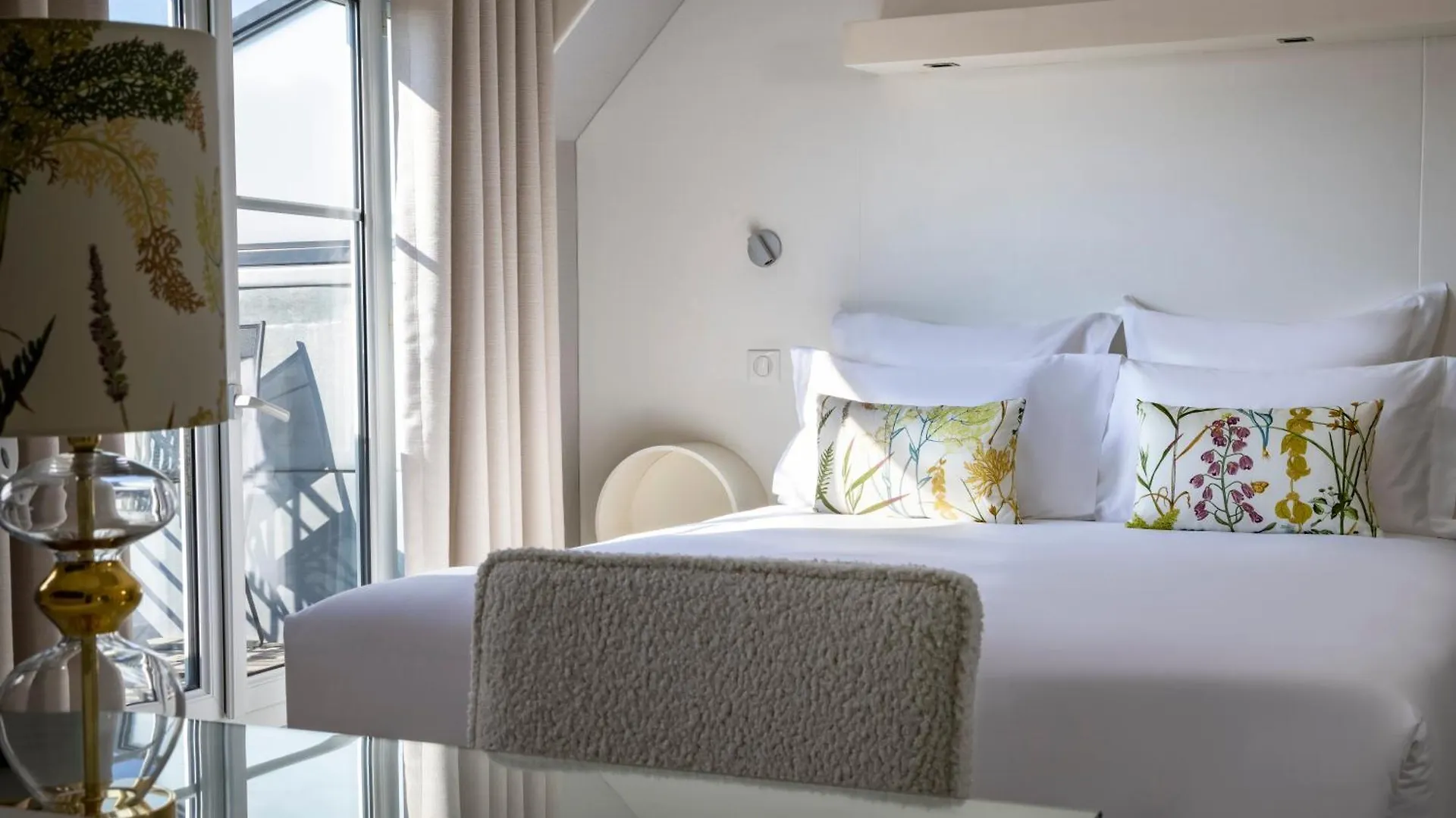 Hotel De Banville Paris 4*,  Frankrike