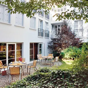 Appart hôtel Adagio Montmartre Aparthôtel, Paris