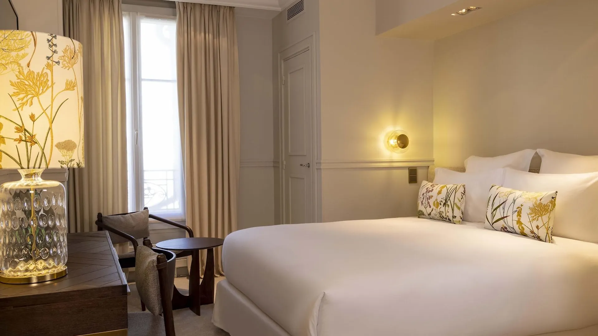 Hotel De Banville Paris