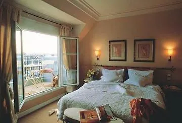 Hotel De Banville Paris 4*,