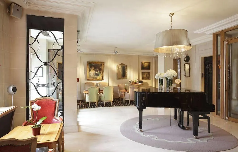 Hôtel de Banville Paris 4*,