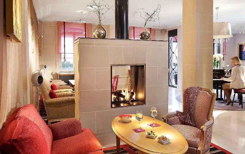 Hotel De Banville Paris