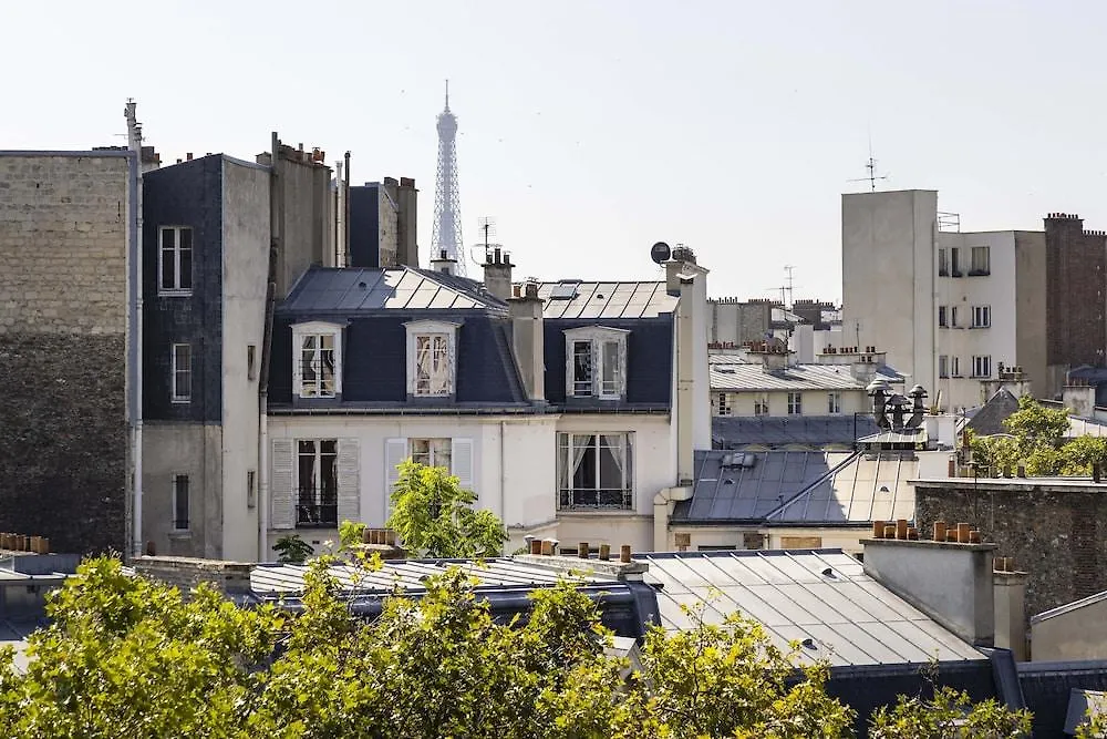 Hotel De Banville Paris